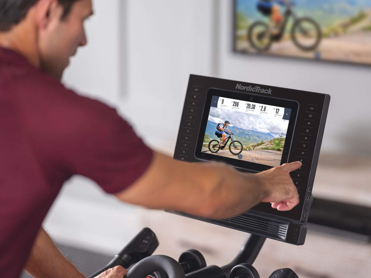 commercial s10i studio cycle