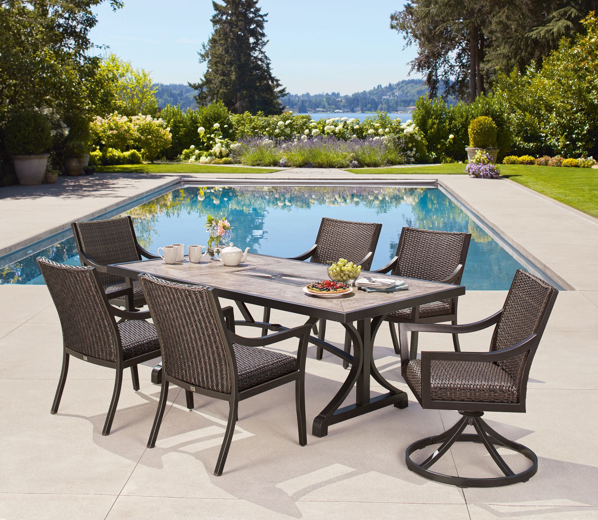 South Dakota 7 Piece Dining Set