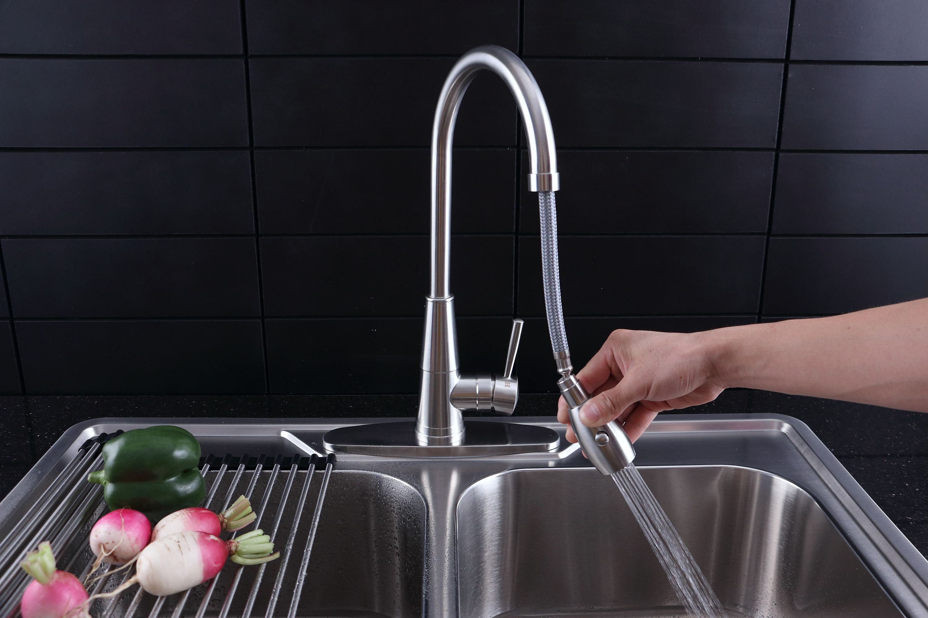 tub faucet that extends like kitchen sink