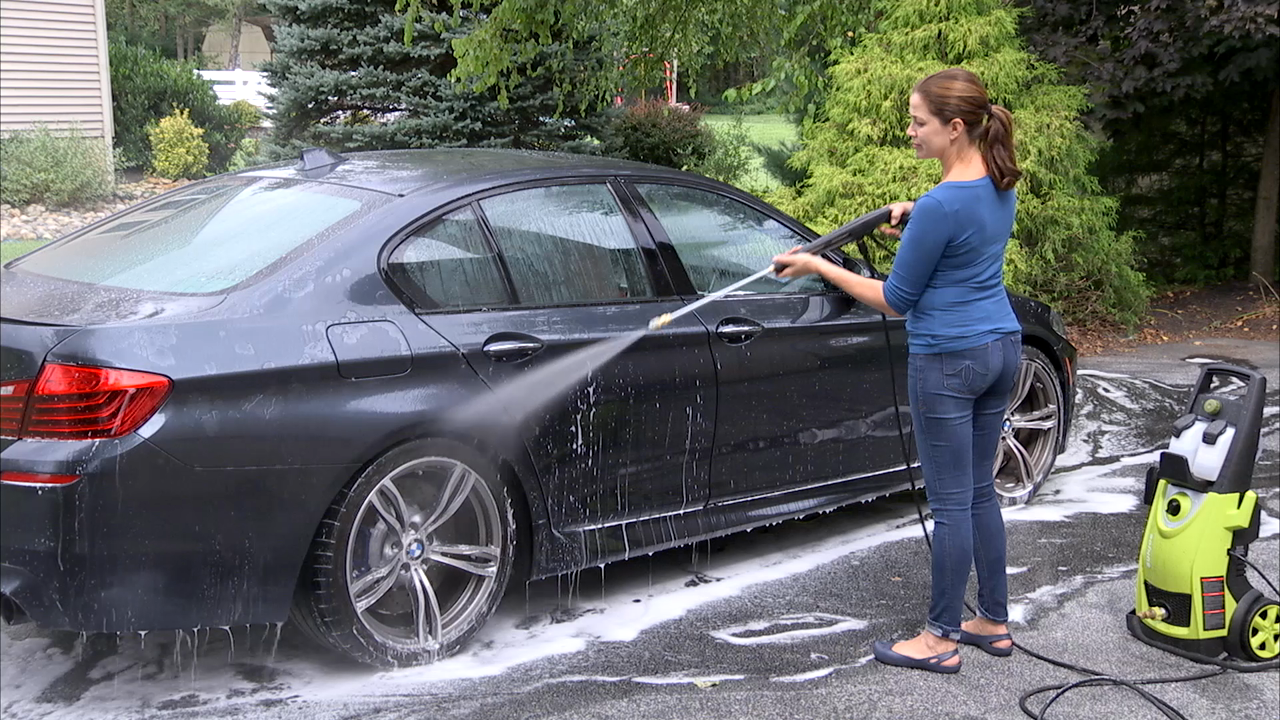 thumbnail video image 2 of Sun Joe Premium Snow Foam Pressure Washer Car Wash Soap + Cleaner, Pineapple Scent, 1-gallon, 2 of 8