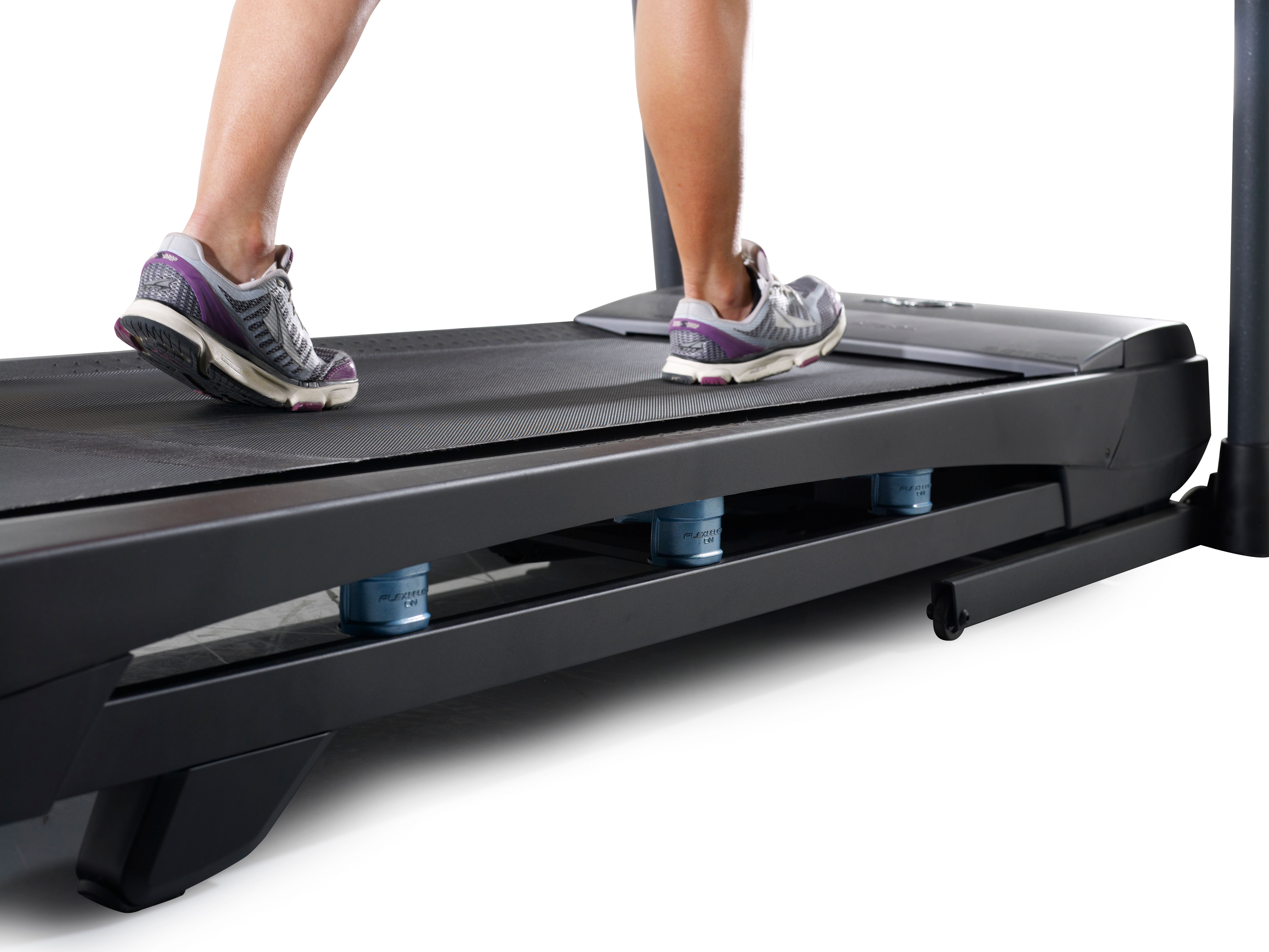 Nordictrack z cheap 1300i treadmill price