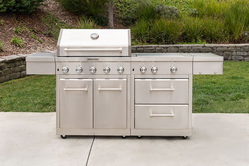 KitchenAid Stainless Steel 8-burner Grill, 1180 sq in ...