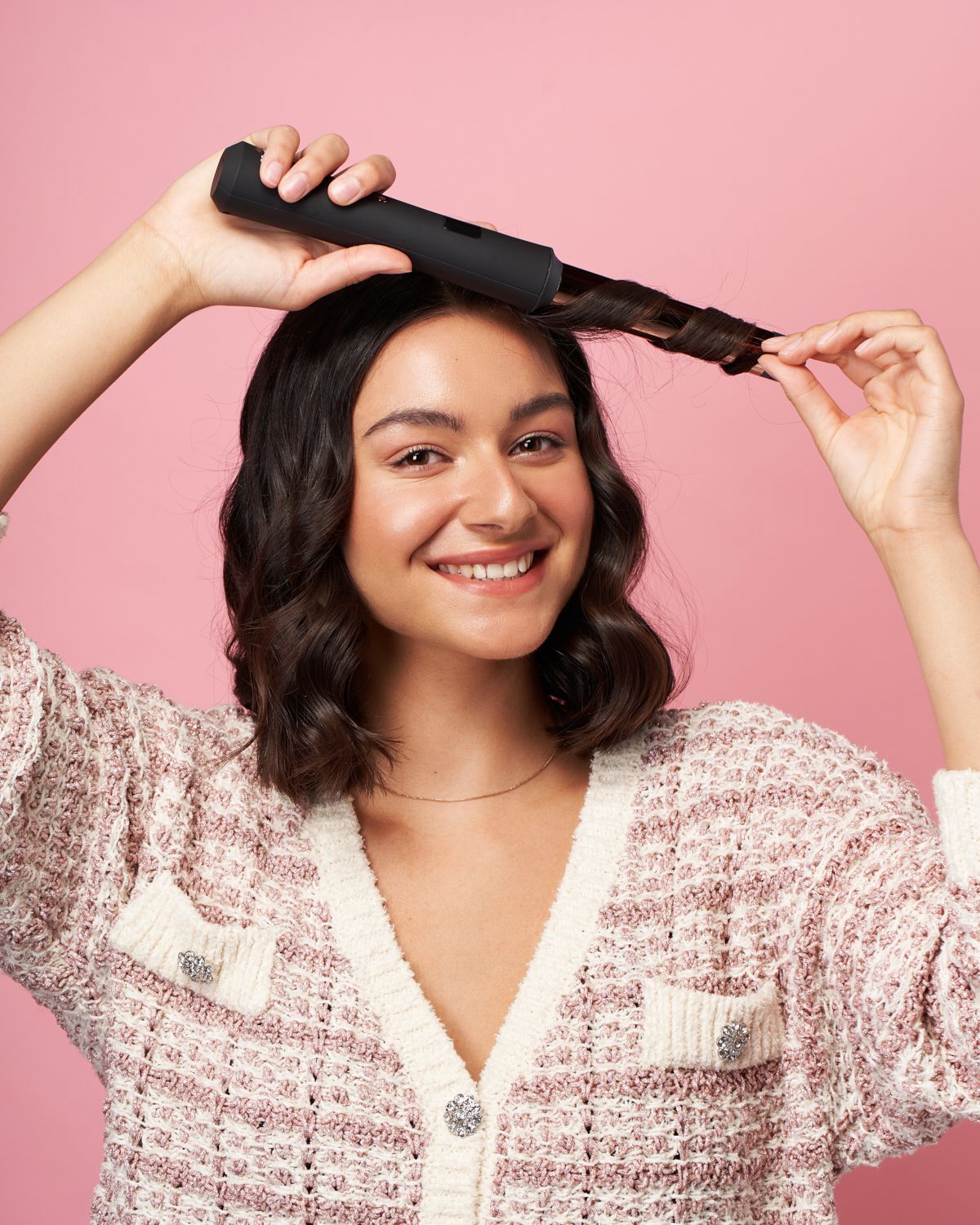 unplugged beauty cordless curling wand clipless