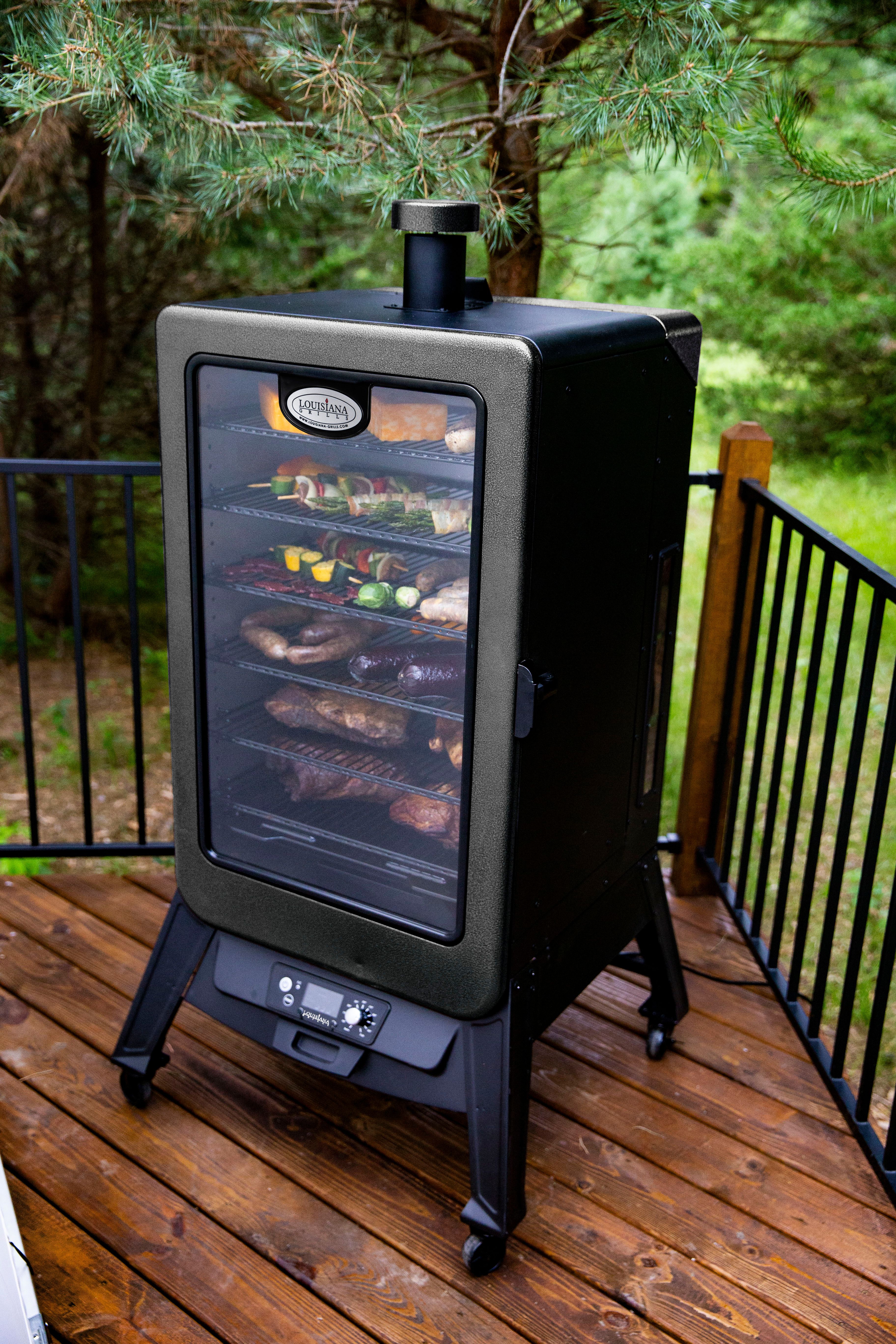 Vertical shop smoker grill