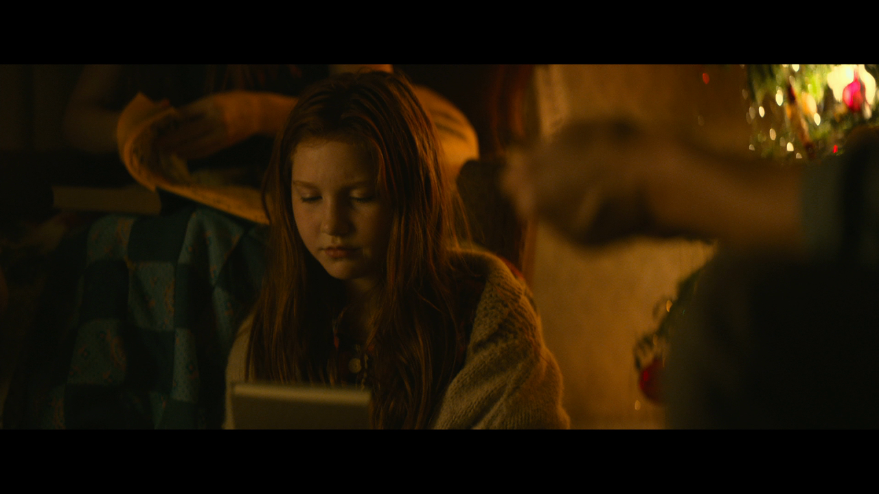 thumbnail video image 2 of The Glass Castle (Blu-ray + DVD), Lions Gate, Drama, 2 of 7